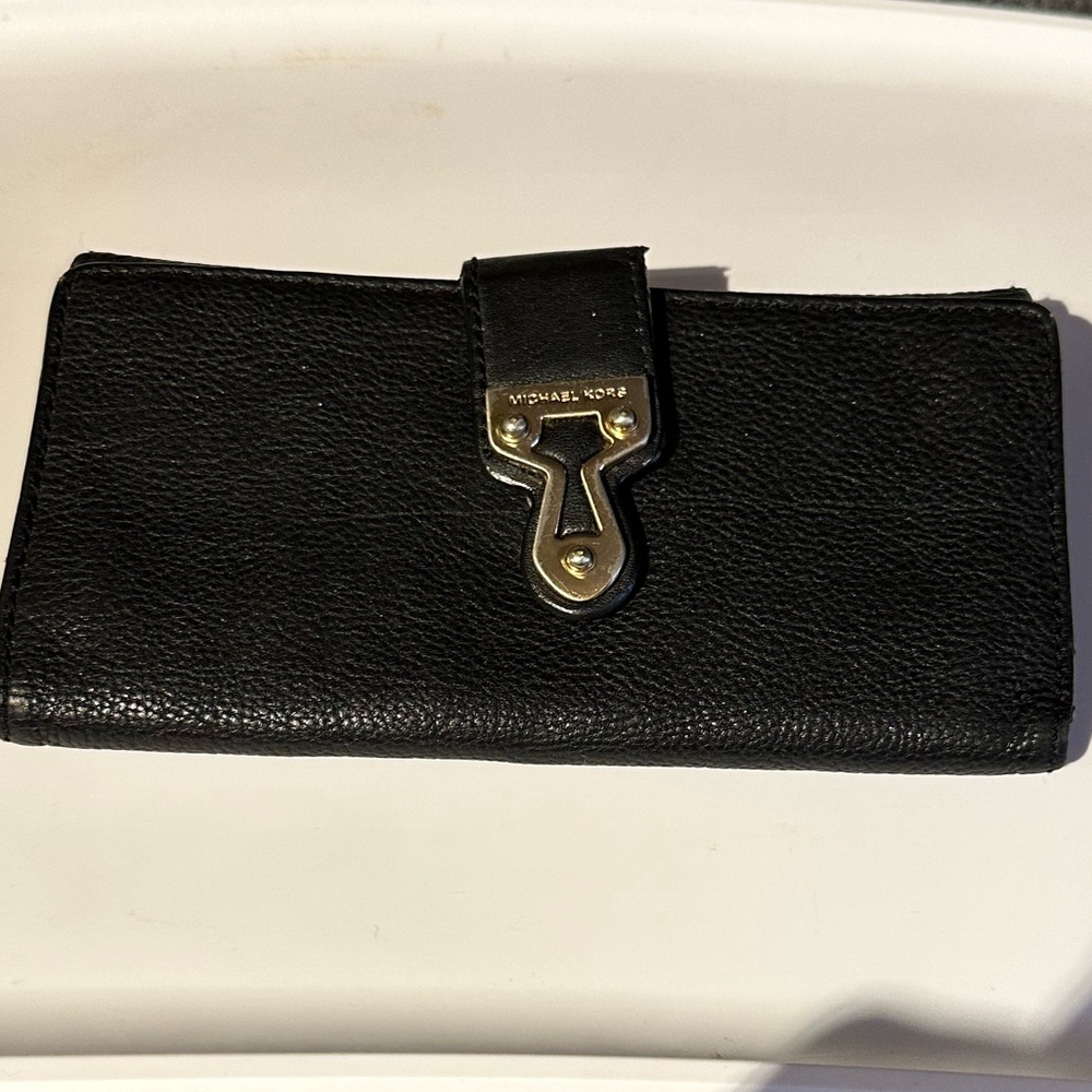 Michael Kors collection, black leather wallet